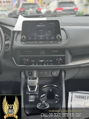 2024 Nissan Rogue SV