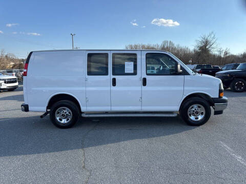 2023 GMC Savana 2500