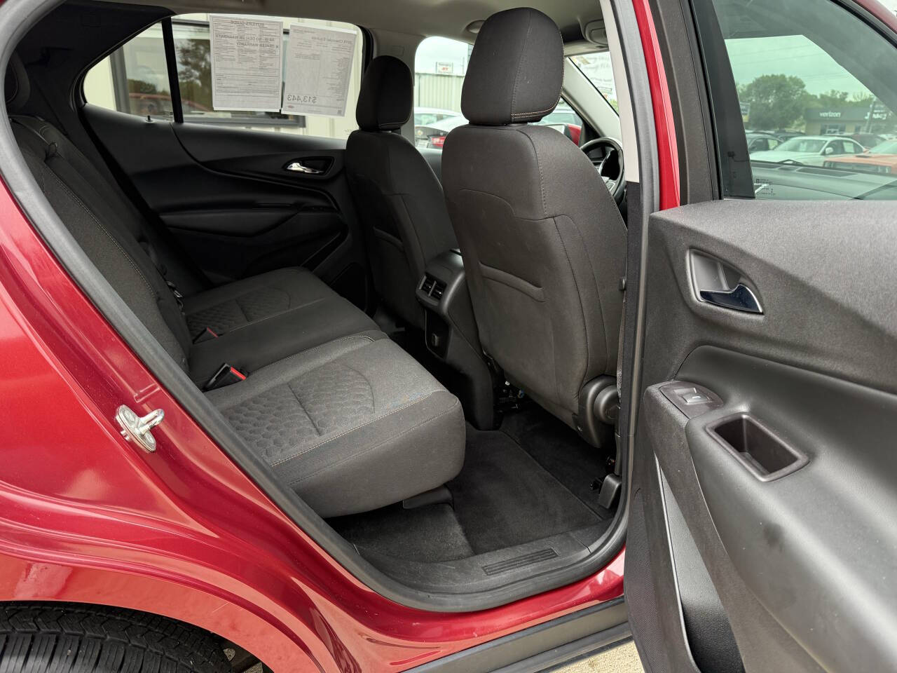 2018 Chevrolet Equinox photo 11