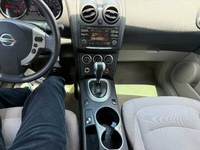 2013 Nissan Rogue SV