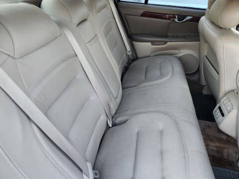 2001 Cadillac DeVille
