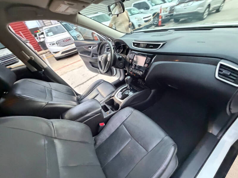 2015 Nissan Rogue SL