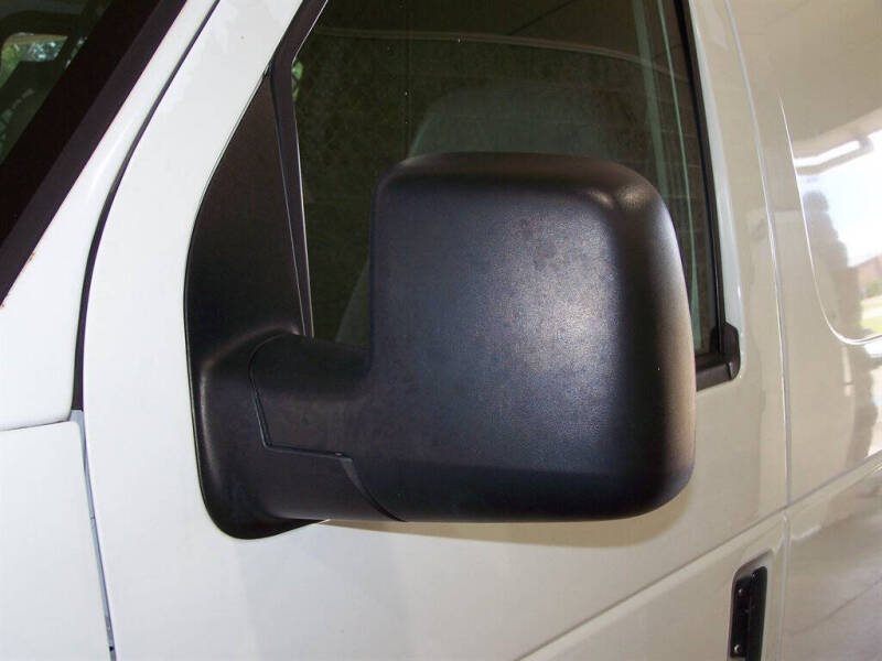 2005 Ford E-Series E-350 SD