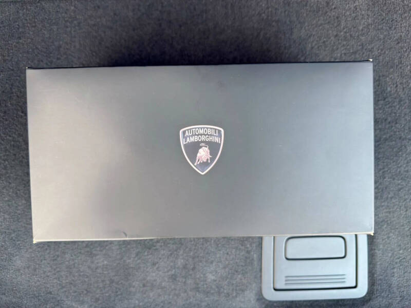 2024 Lamborghini Urus S