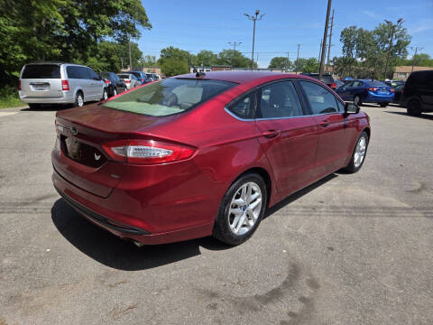 2013 Ford Fusion SE