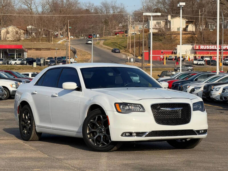 2016 Chrysler 300
