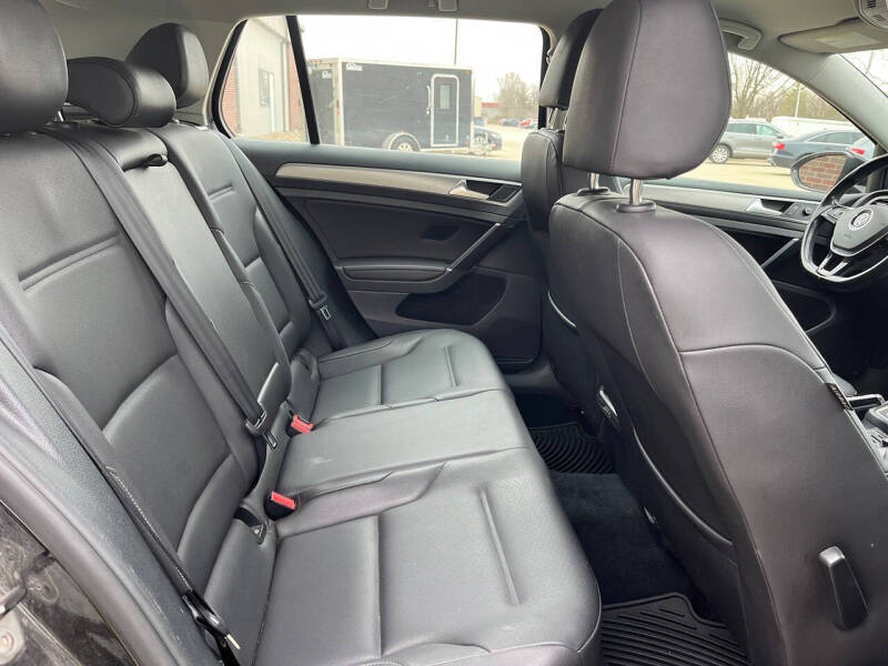 2015 Volkswagen Golf TSI S