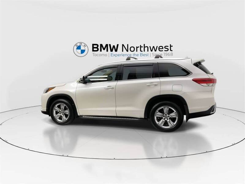 2017 Toyota Highlander