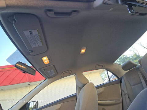 2012 Toyota Corolla LE