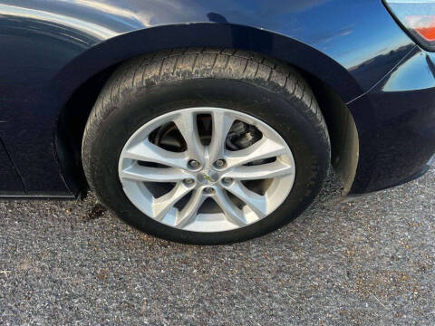 2017 Chevrolet Malibu LT