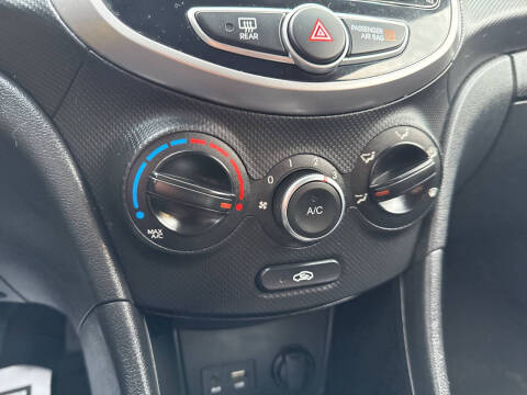 2015 Hyundai Accent Sport