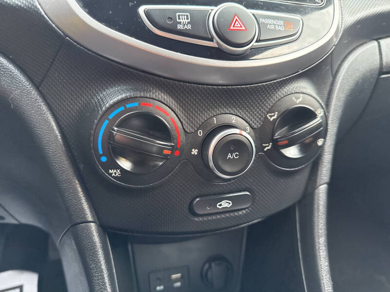 2015 Hyundai Accent Sport