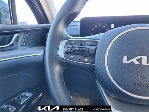 2025 Kia K5 EX