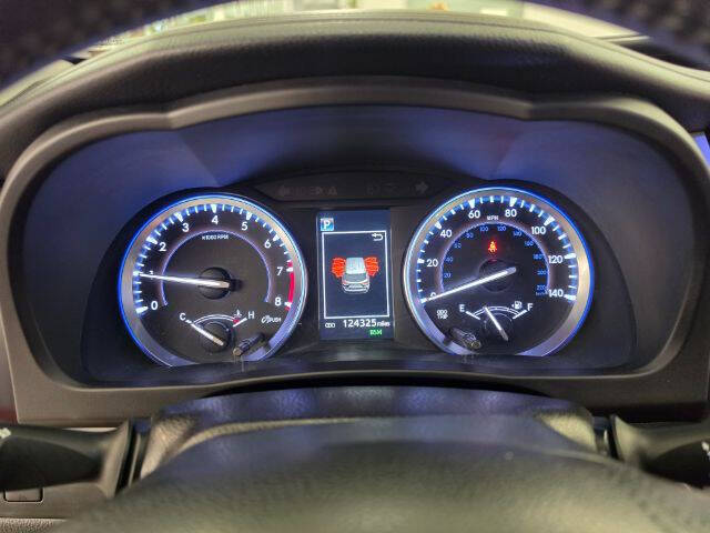 2017 Toyota Highlander SE