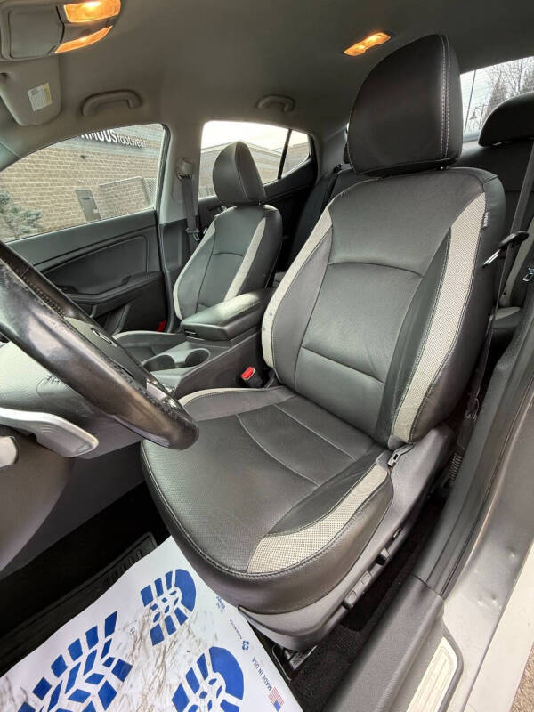 2012 Kia Optima SX Turbo