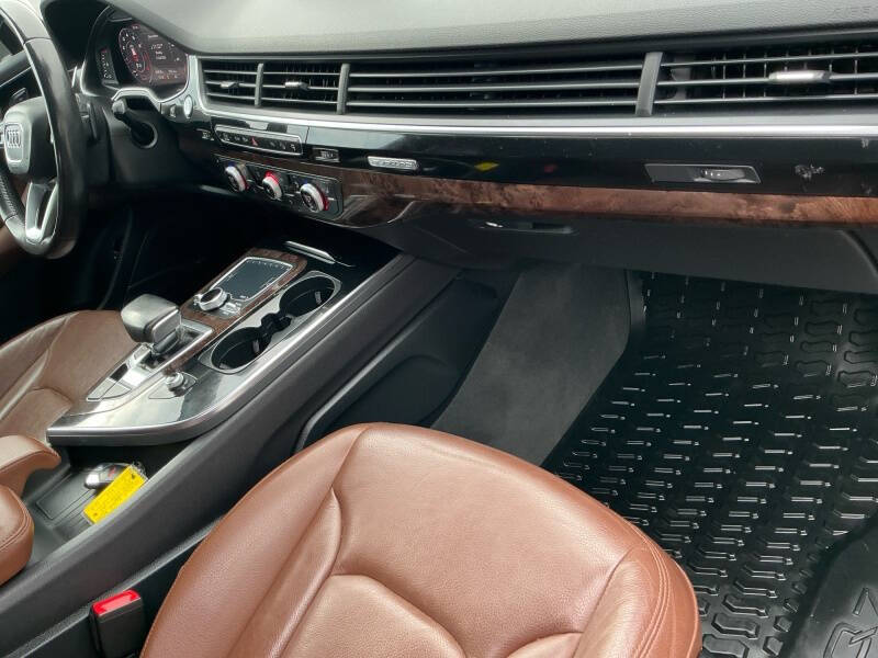 2017 Audi Q7 3.0T quattro Premium Plus