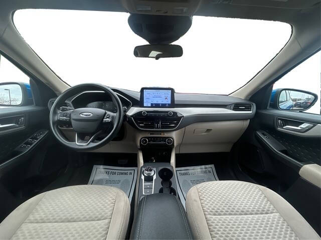2020 Ford Escape SE