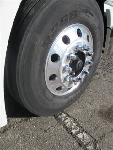 2016 Freightliner Cascadia