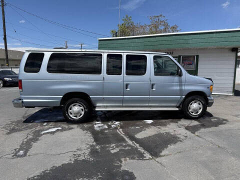 2000 Ford E-350 XLT SD