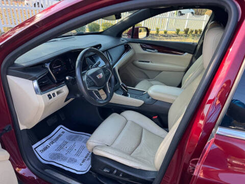 2017 Cadillac XT5 Luxury