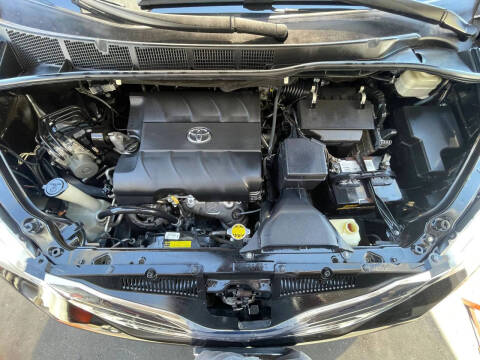 2013 Toyota Sienna