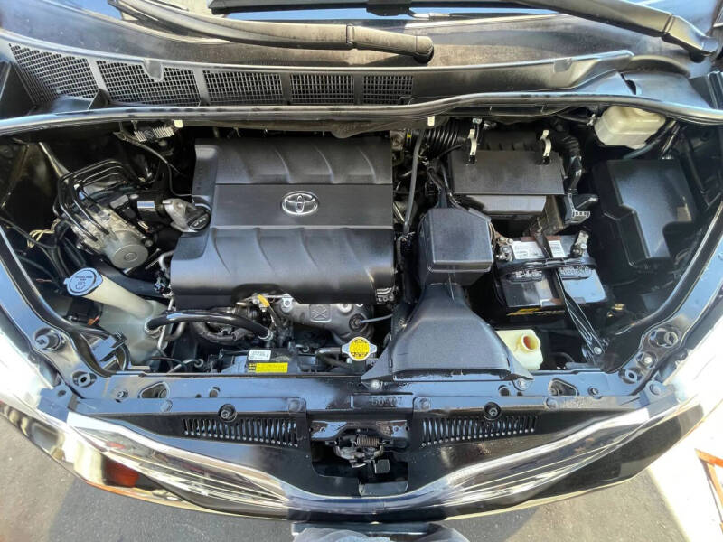 2013 Toyota Sienna