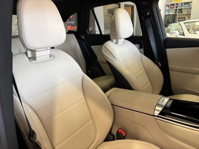 2024 Mercedes-Benz GLC 20