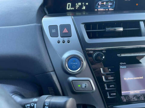 2015 Toyota Prius v Three