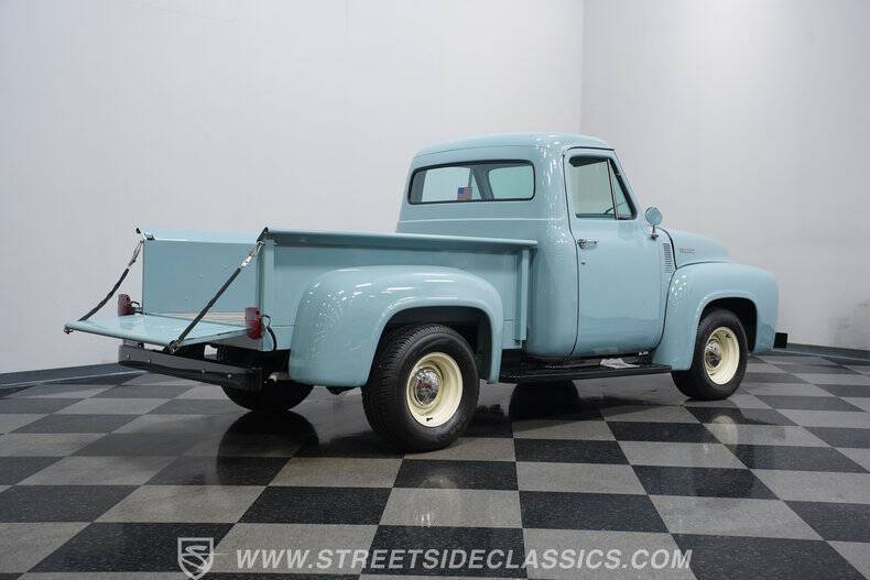 1953 Ford F-100
