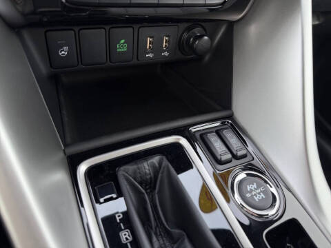 2026 Mitsubishi Eclipse Cross SEL