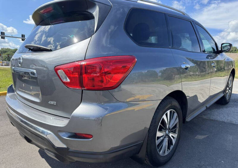 2017 Nissan Pathfinder S