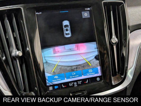 2023 Volvo S60 Recharge T8 Core Dark Theme