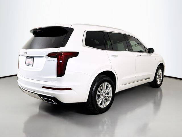 2025 Cadillac XT6 Luxury