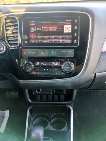 2017 Mitsubishi Outlander SE