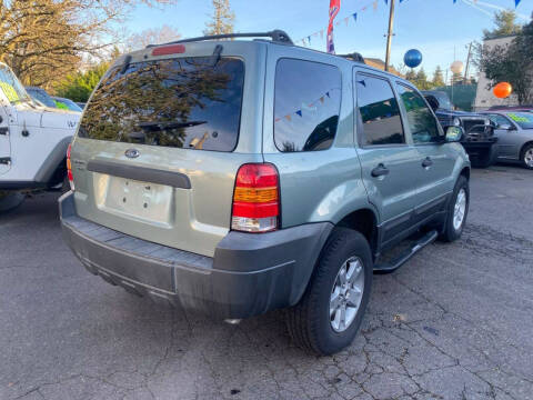2005 Ford Escape XLT