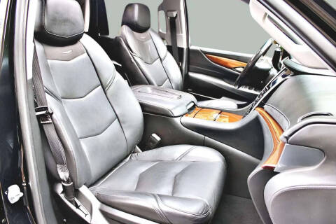 2020 Cadillac Escalade Luxury