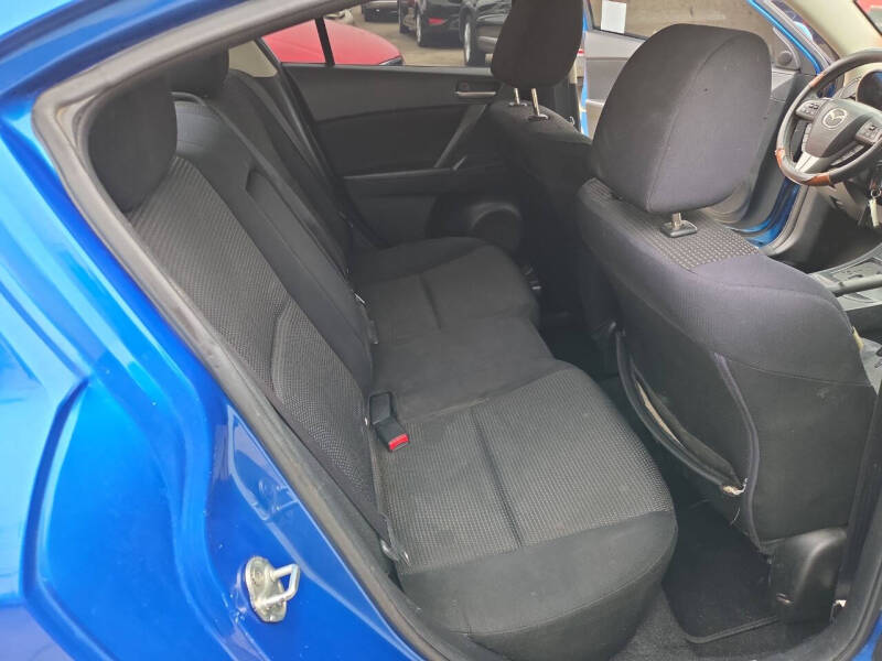 2012 Mazda MAZDA3 i Touring