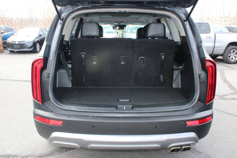 2022 Kia Telluride S