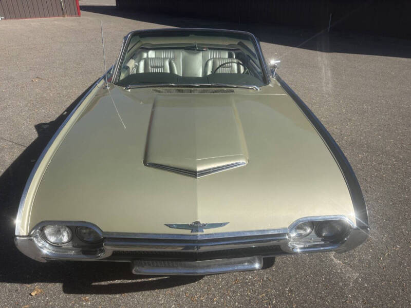 1963 Ford Thunderbird