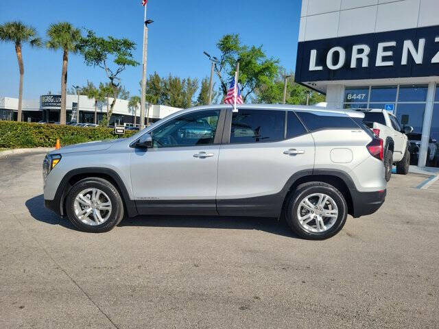 2022 GMC Terrain SLE
