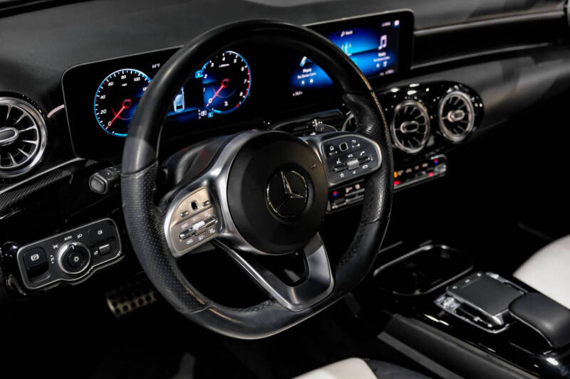 2019 Mercedes-Benz A-Class A 220