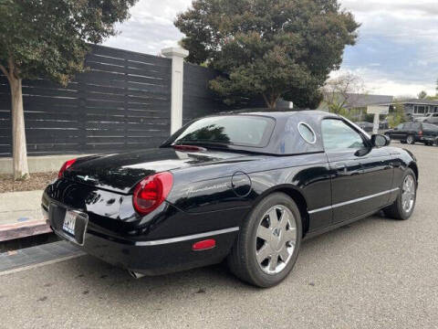 2002 Ford Thunderbird Deluxe