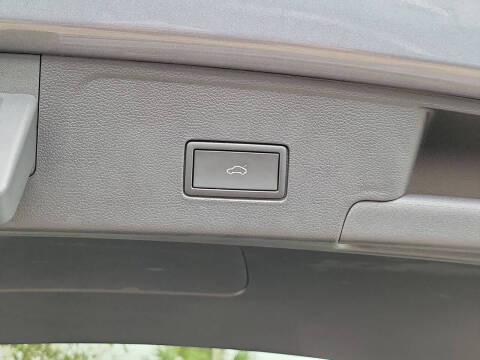 2024 Volkswagen Atlas Cross Sport SE