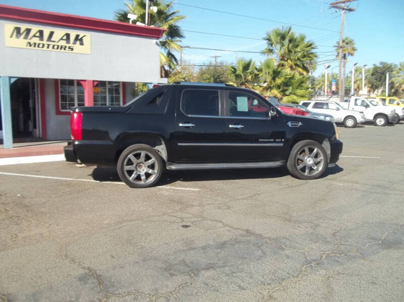 2007 Cadillac Escalade EXT Base photo 7