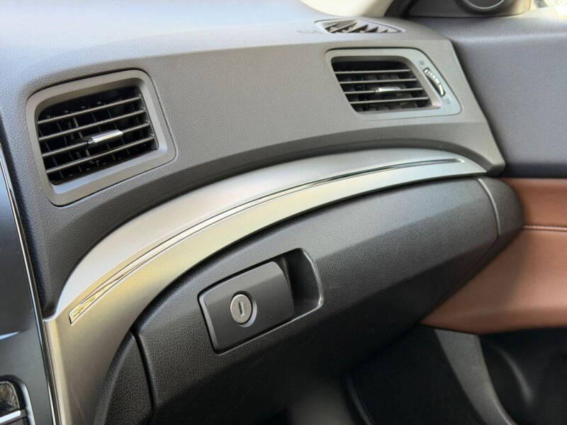 2020 Acura ILX w/Tech