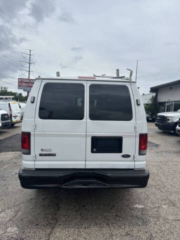 2009 Ford E-Series E-250