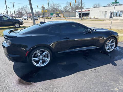 2019 Chevrolet Camaro for sale at LAURINBURG AUTO SALES in Laurinburg NC