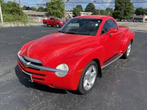 2004 Chevrolet SSR for sale at MATHEWS FORD in Marion OH