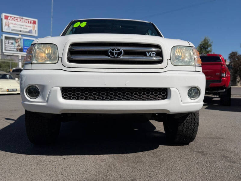 2004 Toyota Sequoia Limited