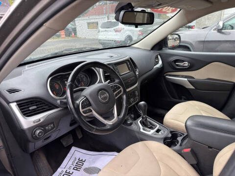 2017 Jeep Cherokee Latitude